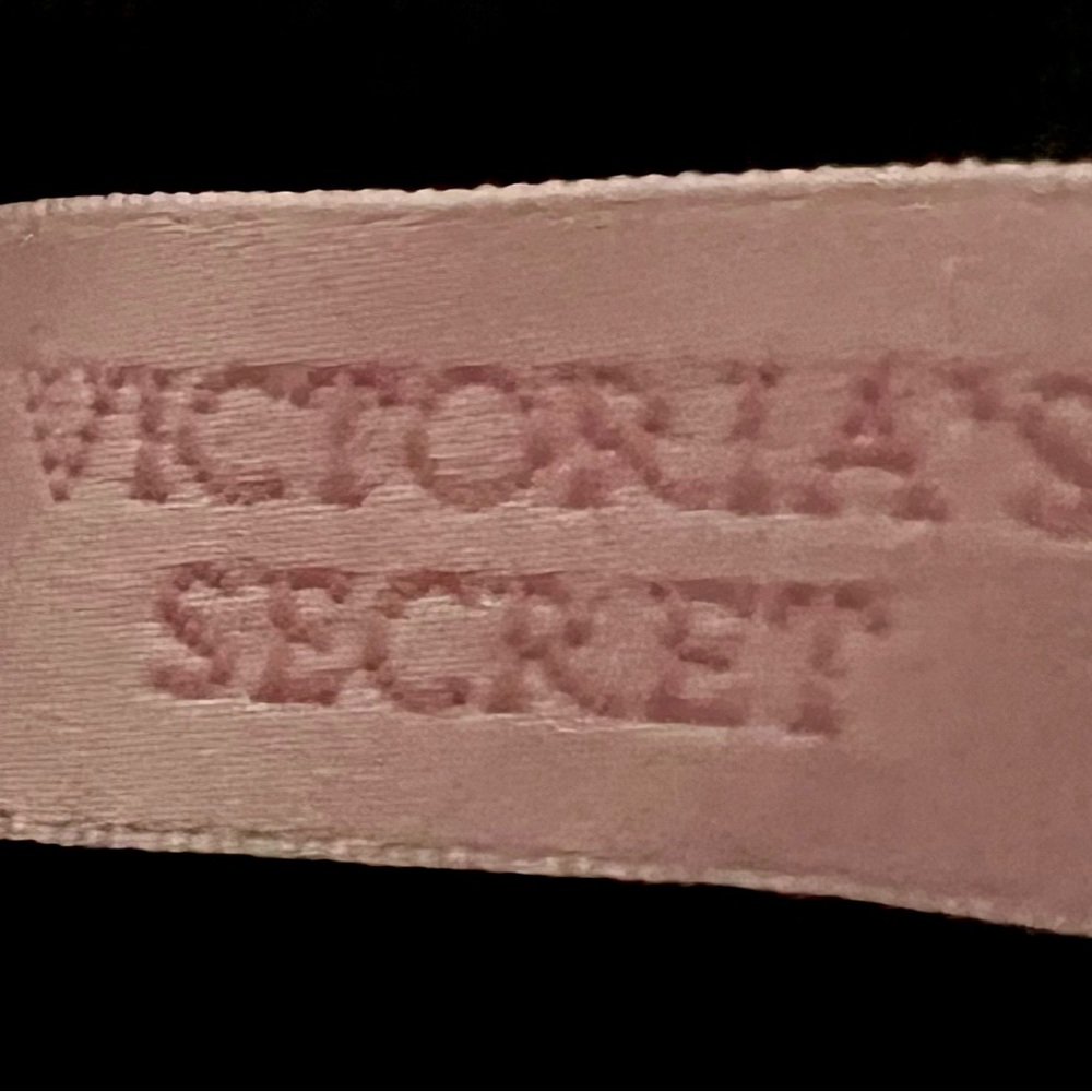 Beautiful & Sexy Victoria’s Secret Multicolored Flower Bra, Size 34B - Picture 5 of 7